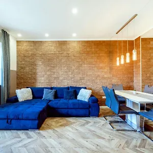  Apartment Nehru